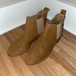 Toms Suede Booties